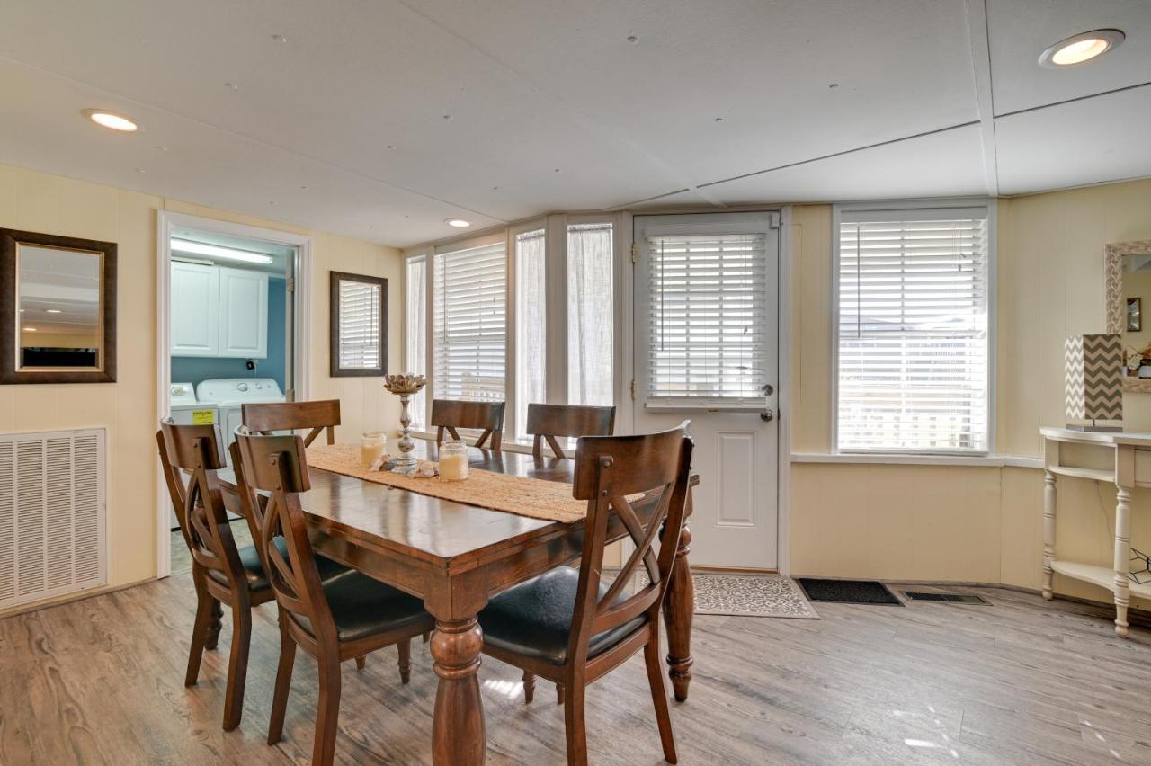 Surfside Beach Home With Pool Access Walk To Beach! Myrtle Beach Exteriör bild