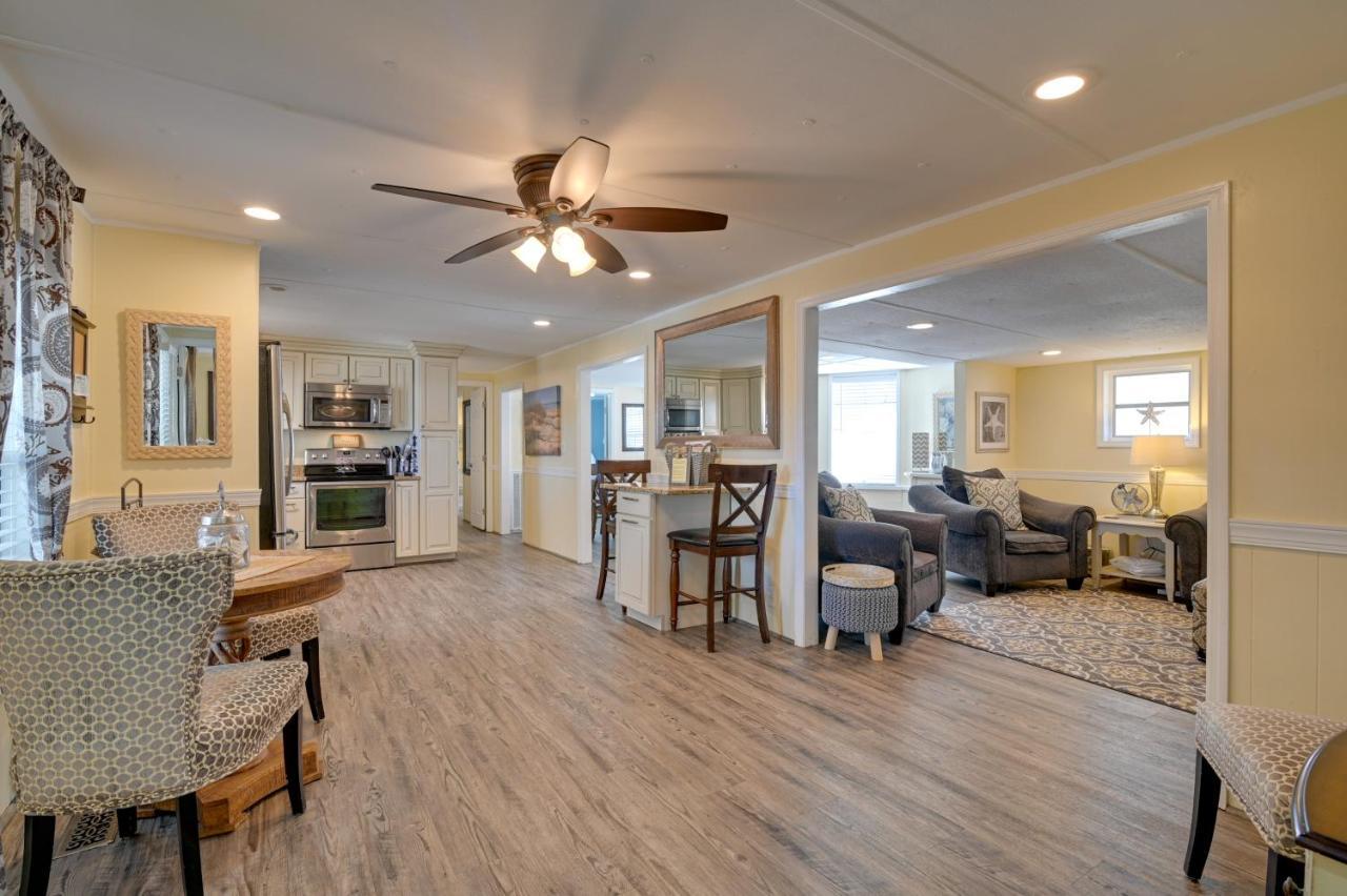 Surfside Beach Home With Pool Access Walk To Beach! Myrtle Beach Exteriör bild
