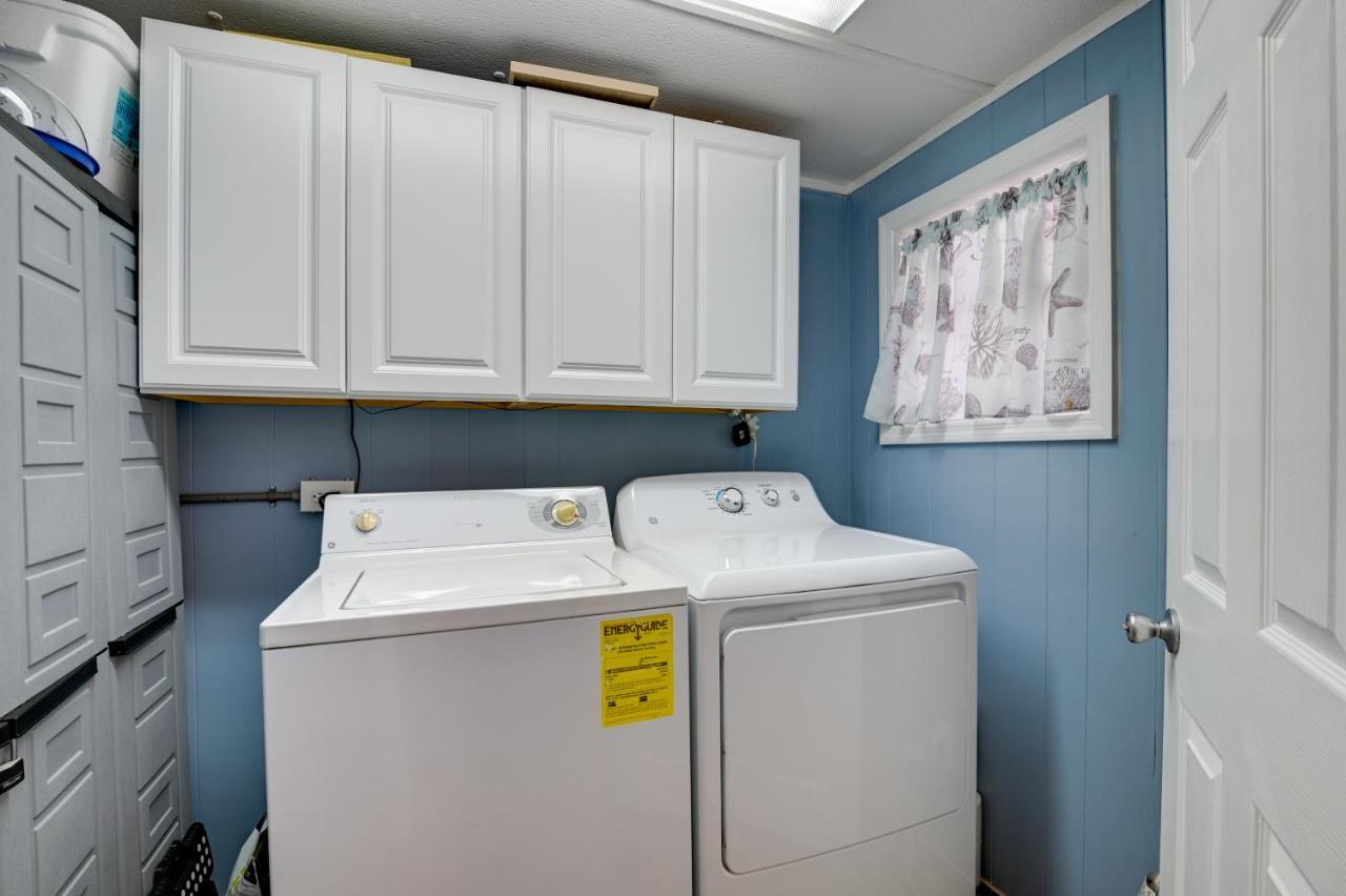 Surfside Beach Home With Pool Access Walk To Beach! Myrtle Beach Exteriör bild