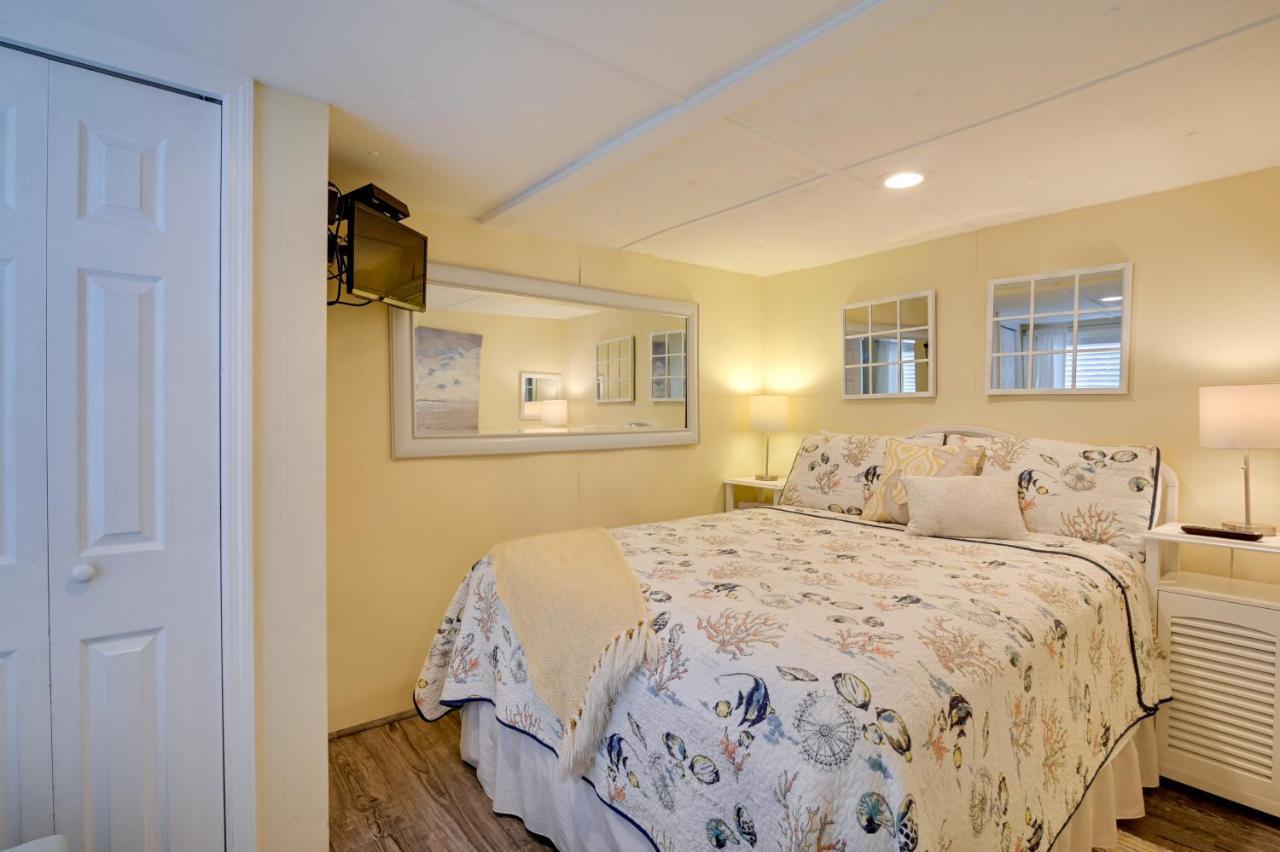 Surfside Beach Home With Pool Access Walk To Beach! Myrtle Beach Exteriör bild